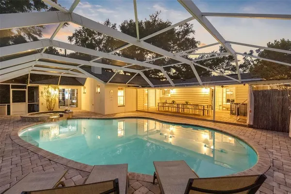 $949,000 | 1811 Nursery Road, Clearwater, FL 33764