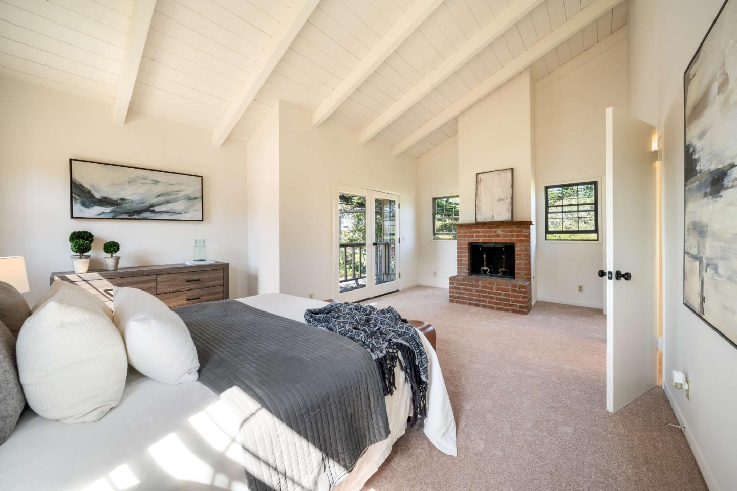 1027 Vaquero Road Pebble Beach, CA 93953 - Photo 26 of 58