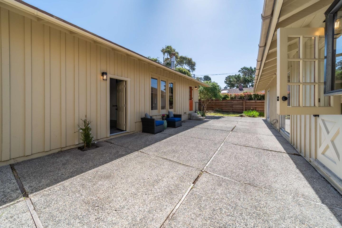 1027 Vaquero Road Pebble Beach, CA 93953 - Photo 36 of 58