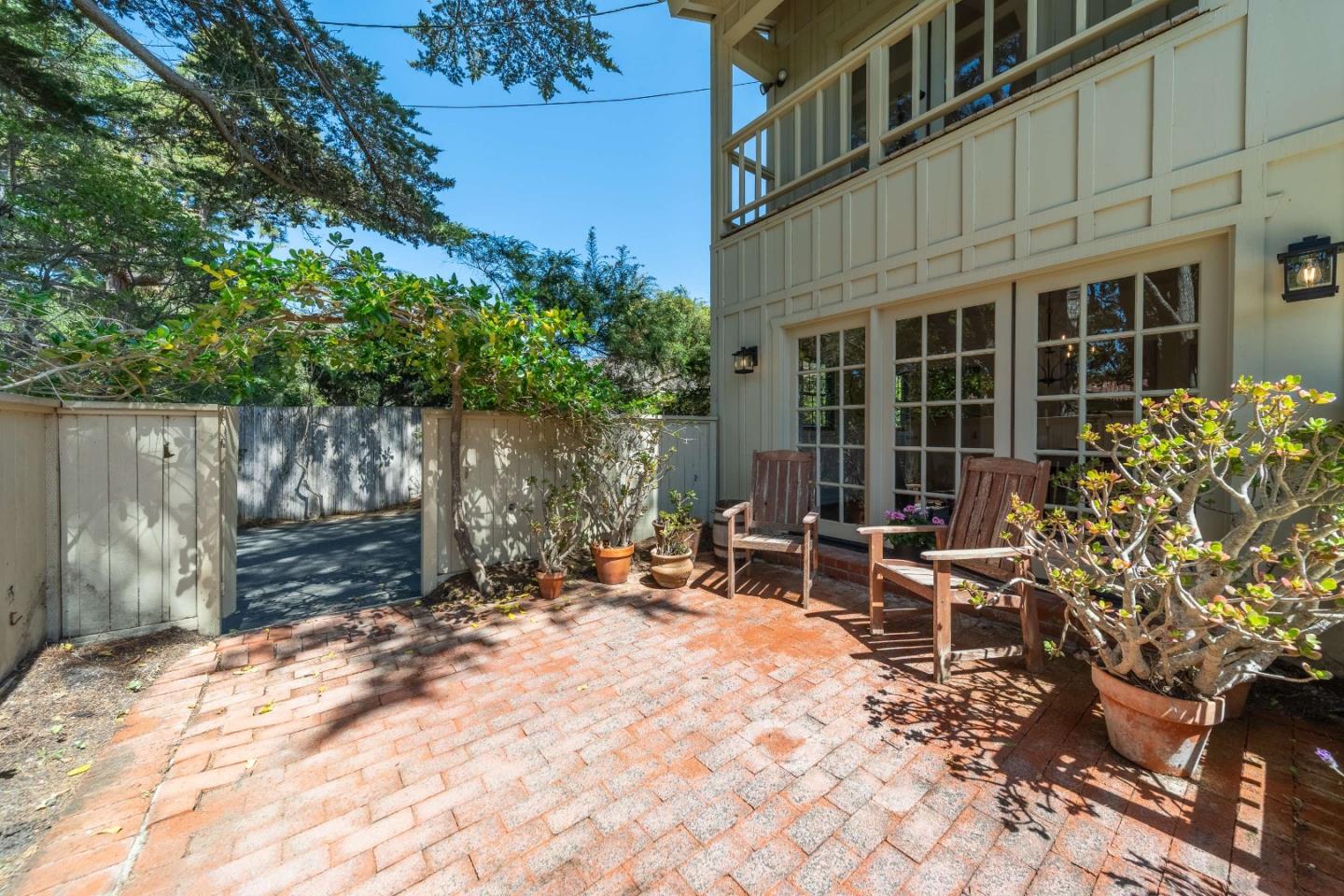 1027 Vaquero Road Pebble Beach, CA 93953 - Photo 6 of 58