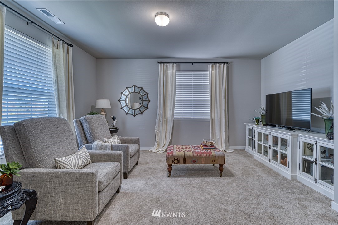 4936 Castleton Road Southwest Port Orchard, WA 98367 - Photo 9 of 24 Gallery Image 9
