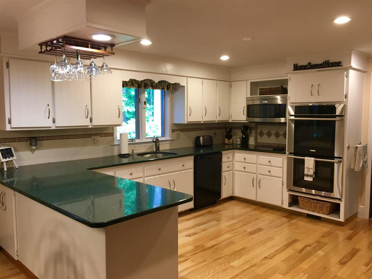 40 Sawyer Road Hampstead, NH 03841 - Photo 8 of 31