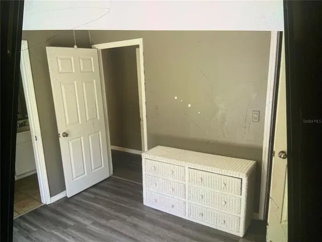 a view of walk in closet