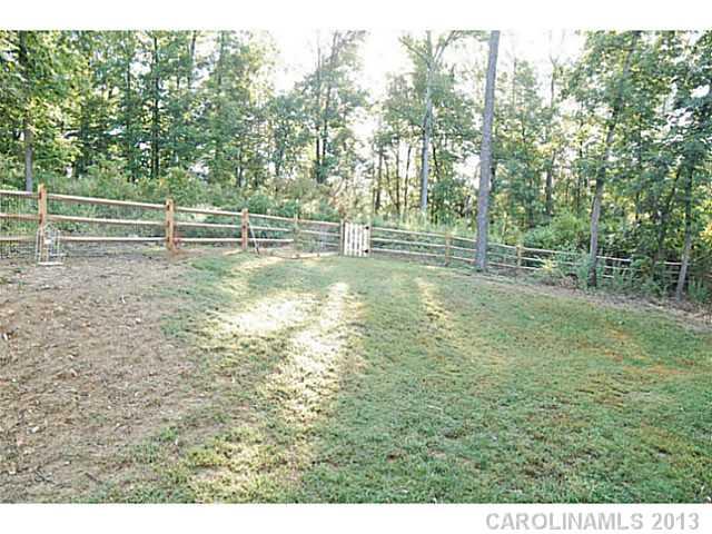205 Clauser Road South Mount Holly, NC 28120 - Photo 15 of 16 Gallery Image 15
