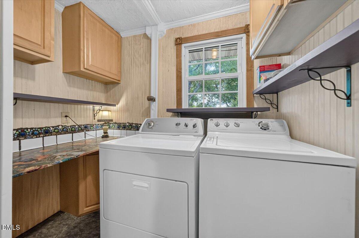 3918 Cheek Road Durham, NC 27704 - Photo 21 of 49 18-3918CheekRdDurham_018_ZRL08316