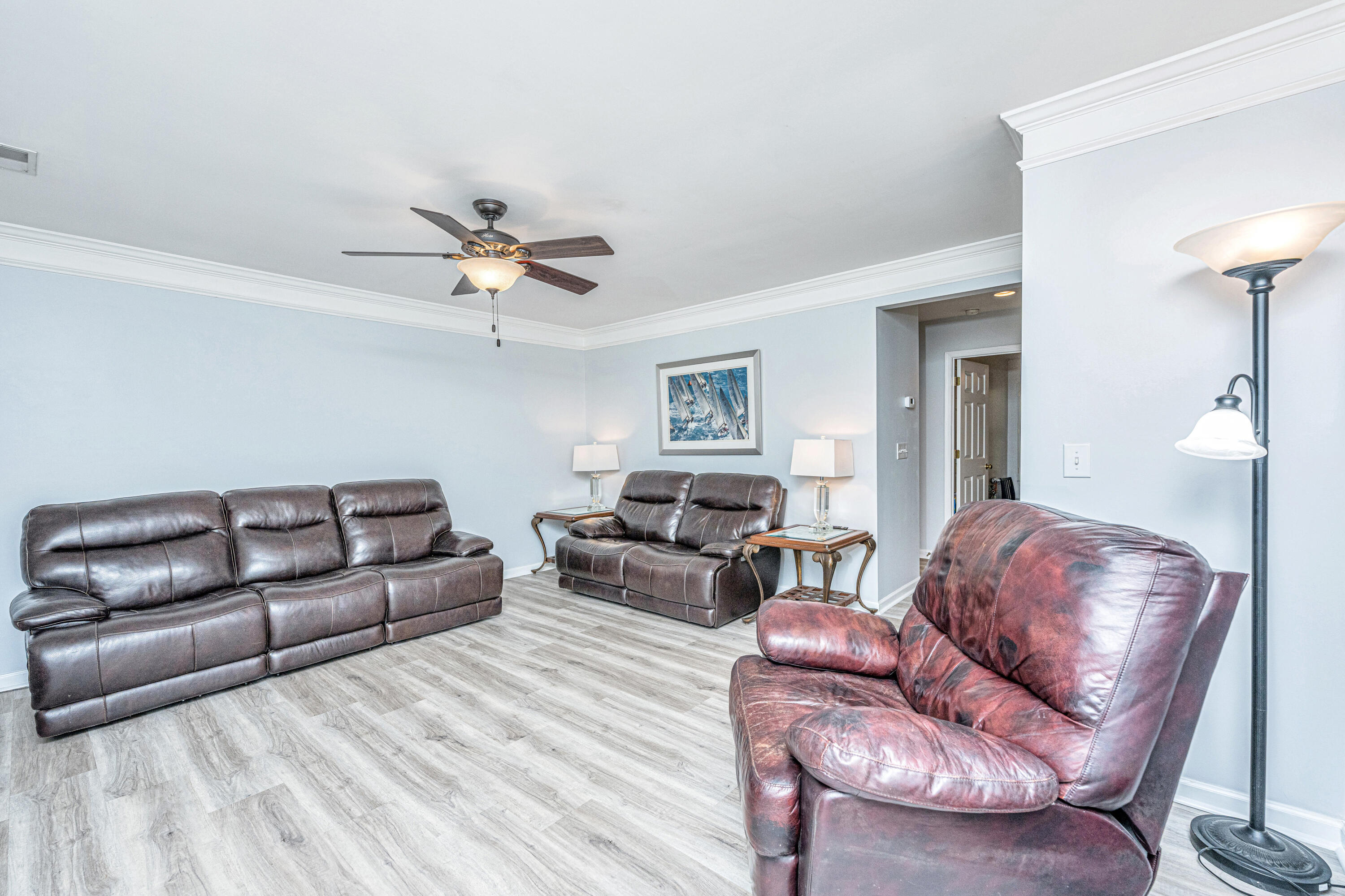 2080 Kings Gate Lane Mount Pleasant, SC 29466 - Photo 11 of 36 Living Room