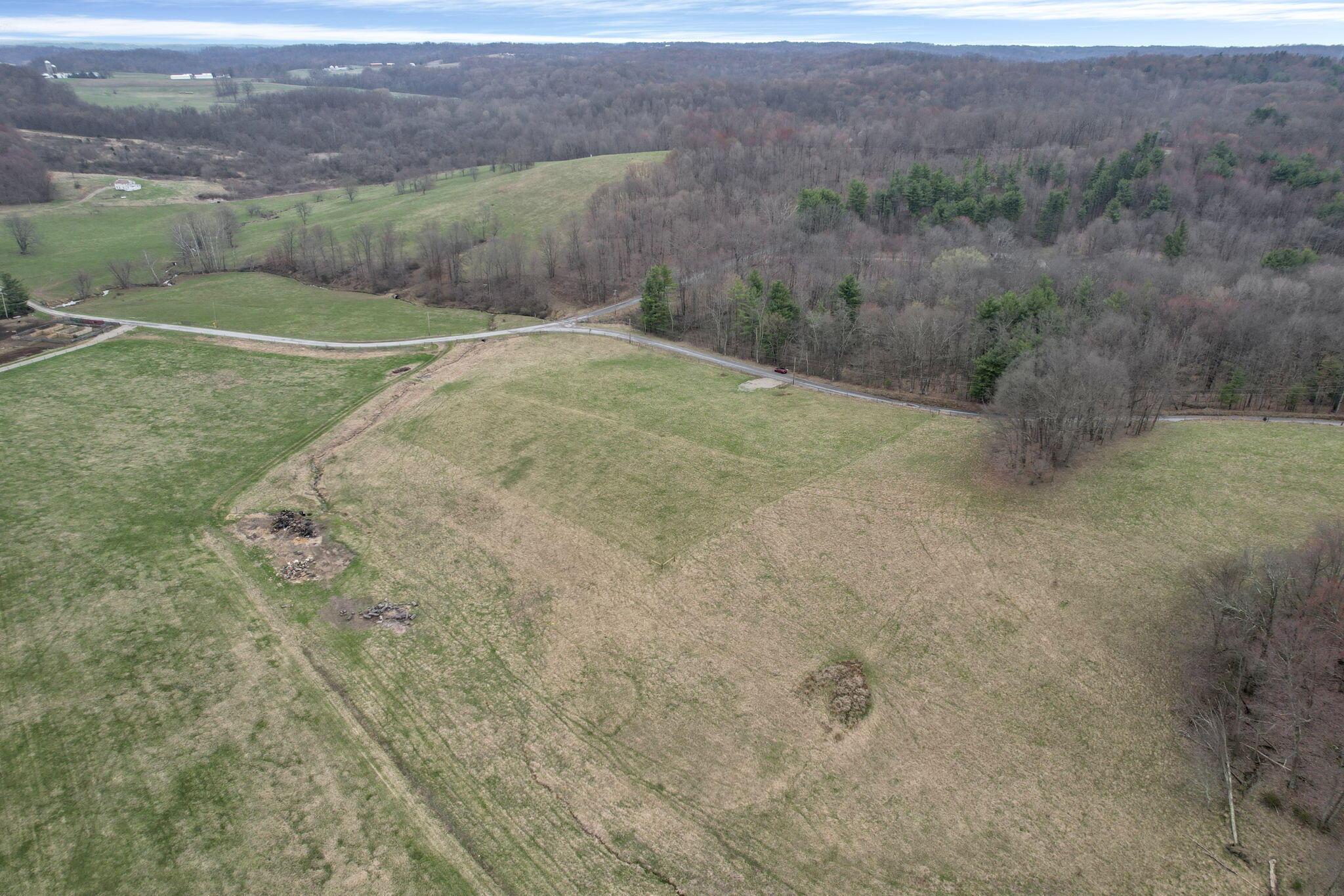 18535 Crawmer Road Southeast Newark, OH 43056 - Photo 11 of 25 8-web-or-mls-18535-crawmer-rd-se