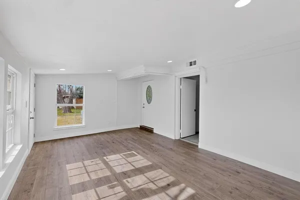 $299,500 | 7908 Lazy Lane Road, North Richland Hills, TX 76180