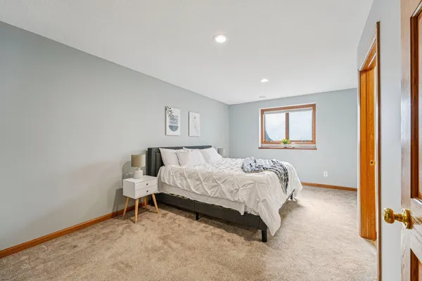$1,149,900 | 24560 Cedar Point Road, New Prague, MN 56071