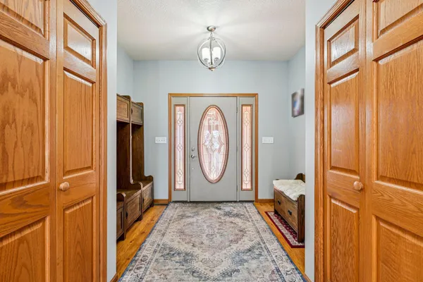 $1,149,900 | 24560 Cedar Point Road, New Prague, MN 56071