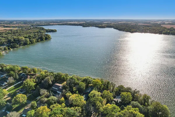 $1,149,900 | 24560 Cedar Point Road, New Prague, MN 56071