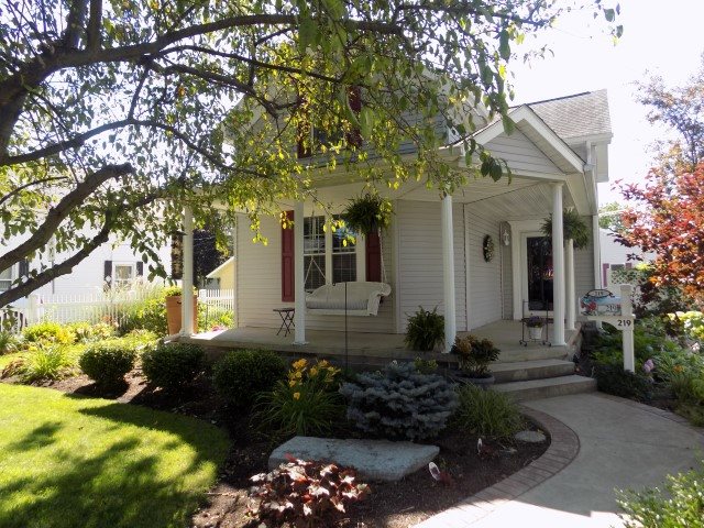 219 West Rugg Street Decatur, IN 46733 - Photo 1 of 23