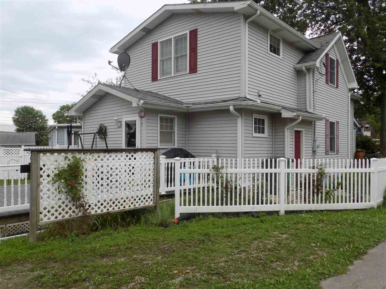 219 West Rugg Street Decatur, IN 46733 - Photo 9 of 23