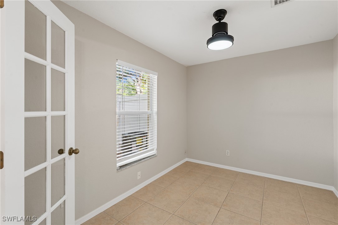 5124 Leeds Road Fort Myers, FL 33907 - Photo 11 of 46 Gallery Image 11