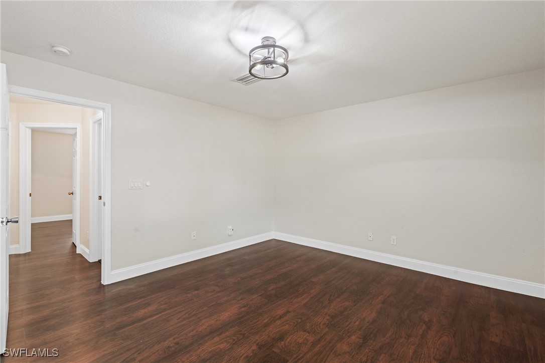 5124 Leeds Road Fort Myers, FL 33907 - Photo 16 of 46 Gallery Image 16