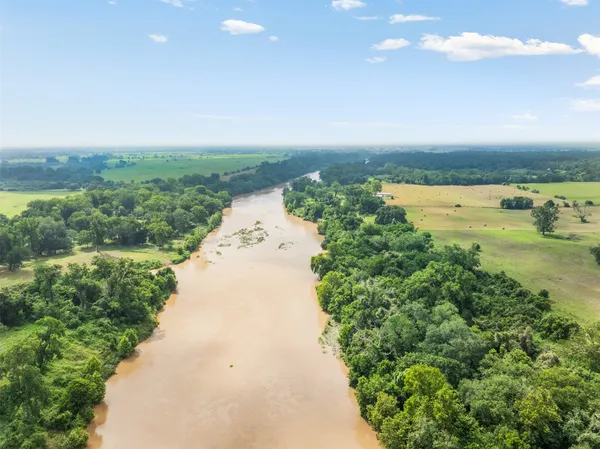 $675,000 | 360 Johnson Road, La Grange, TX 78945