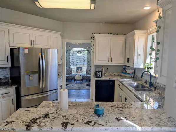 $3,100 | 5108 Foxhaven Court, Arlington, TX 76017