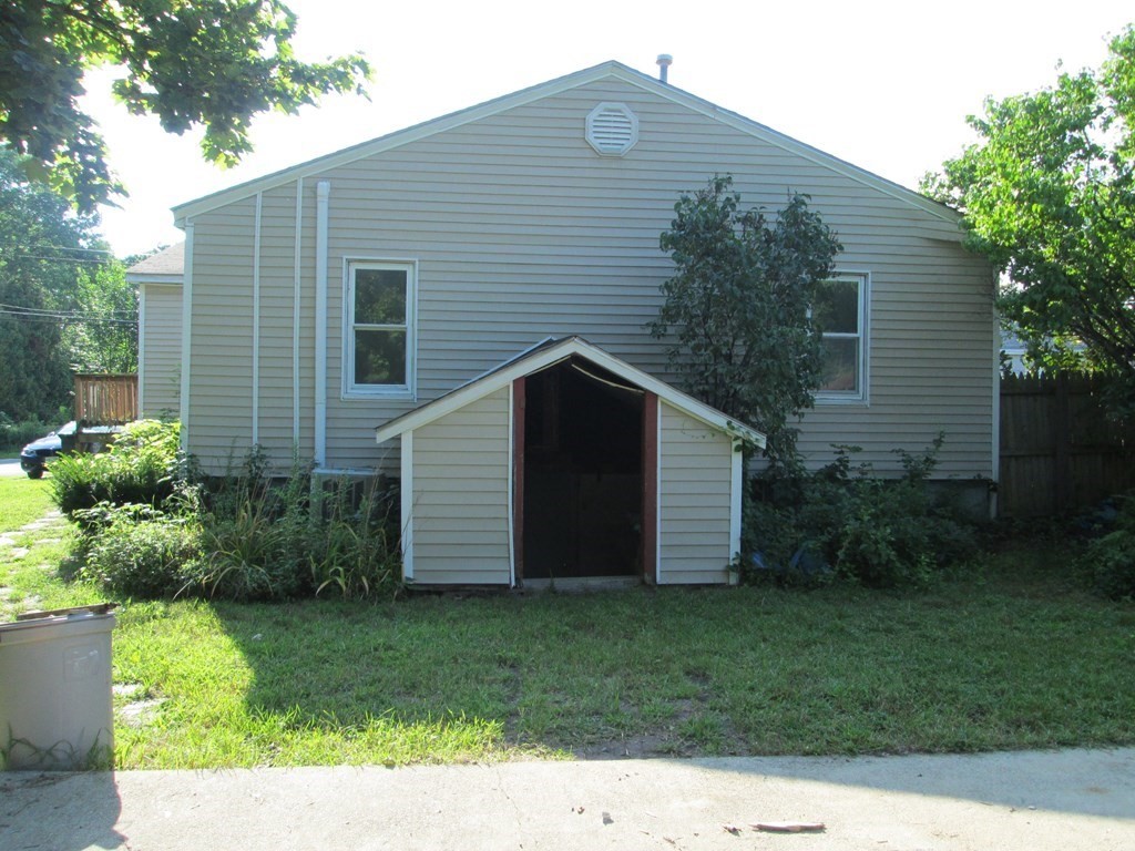 1458 Mammoth Road Dracut, MA 01826 - Photo 3 of 13 Gallery Image 3