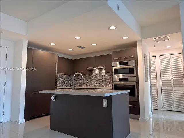 $3,100 | 7751 Northwest 107th Avenue, Unit 419, Doral, FL 33178