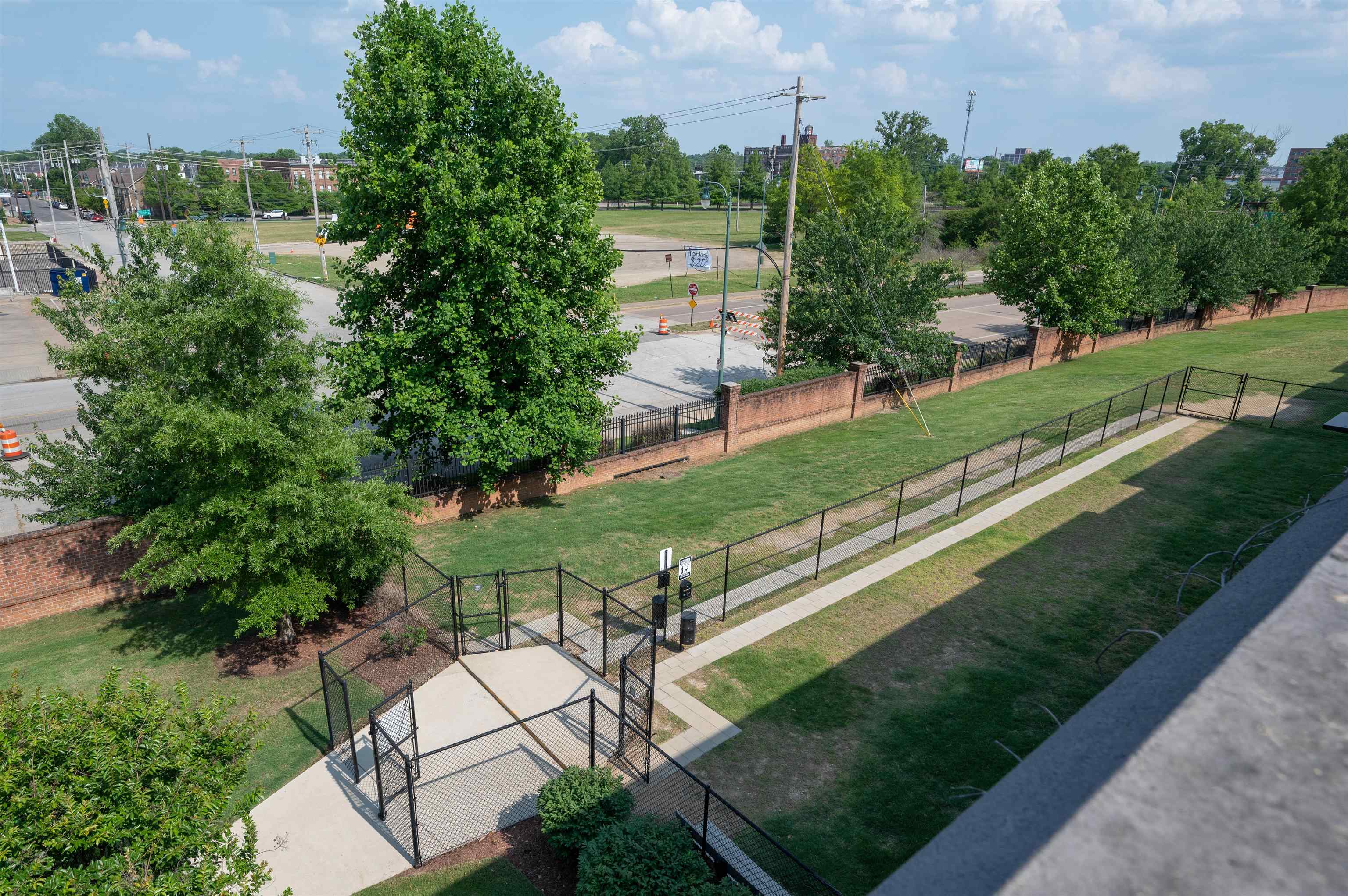 717 Riverside Drive, Unit 209 Memphis, TN 38103 - Photo 25 of 26 Gallery Image 25