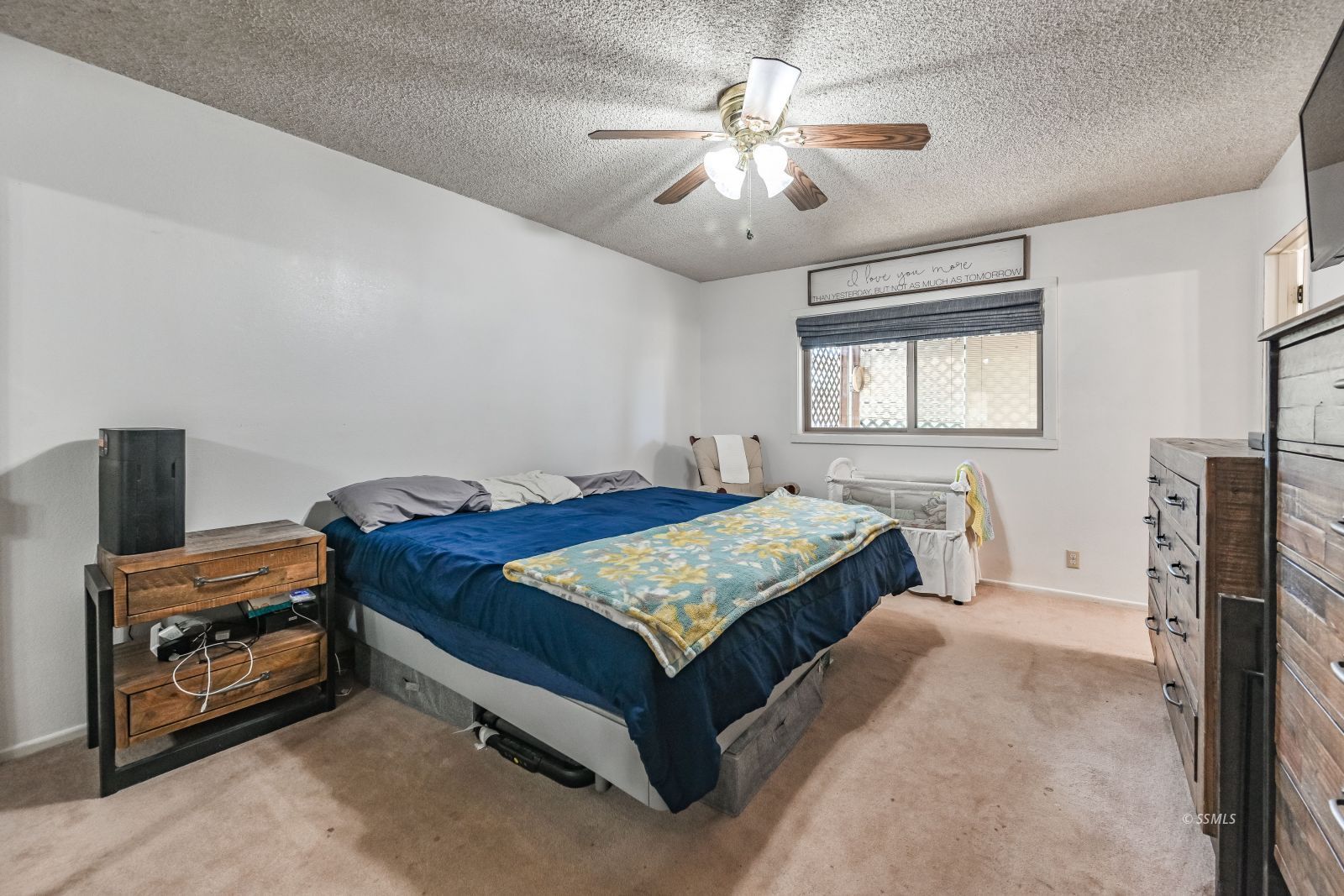 301 South Valley Street Ridgecrest, CA 93555 - Photo 16 of 29