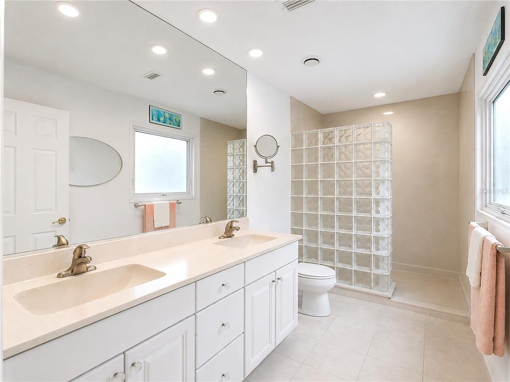 1585 Graham Road Venice, FL 34293 - Photo 21 of 65