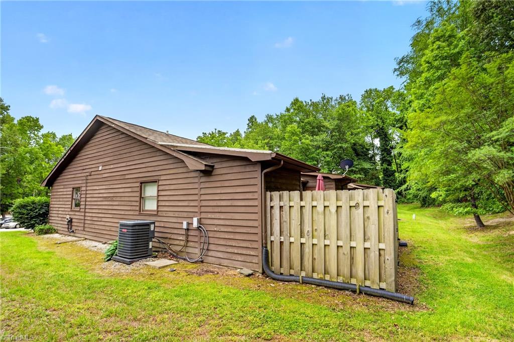 3125 Rockingham Road High Point, NC 27265 - Photo 24 of 28