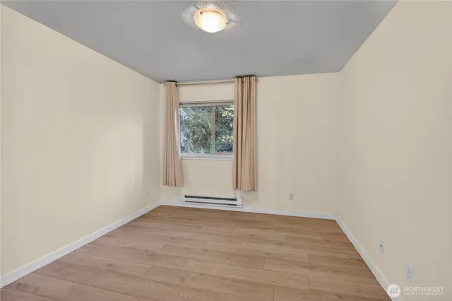 $2,600 | 9805 Avondale Road Northeast, Unit S252, Redmond, WA 98052