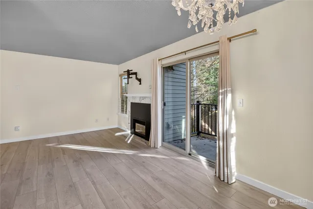 $2,600 | 9805 Avondale Road Northeast, Unit S252, Redmond, WA 98052