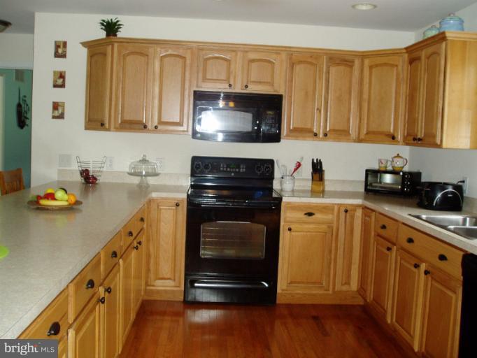 156 Cherry Grove Road Earleville, MD 21919 - Photo 12 of 20 Kitchen 3