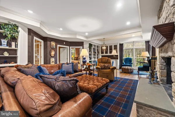 $1,125,000 | 7 Hambleton Court, Baltimore, MD 21208