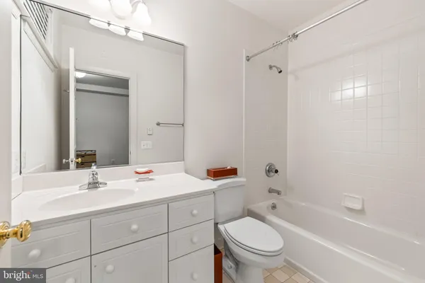 $1,125,000 | 7 Hambleton Court, Baltimore, MD 21208