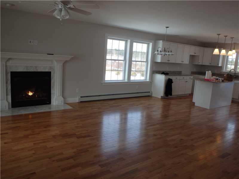 22 Cole Road Biddeford, ME 04005 - Photo 16 of 24 Interior Space/Layout.
