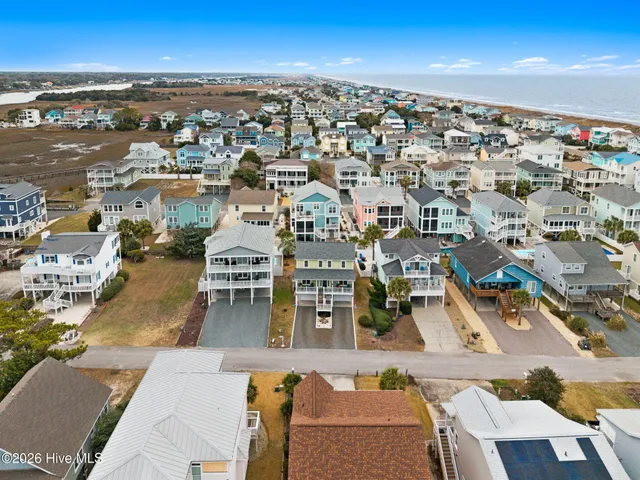 $820,000 | 118 Clipper Ship Drive, Holden Beach, NC 28462