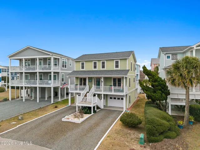$820,000 | 118 Clipper Ship Drive, Holden Beach, NC 28462