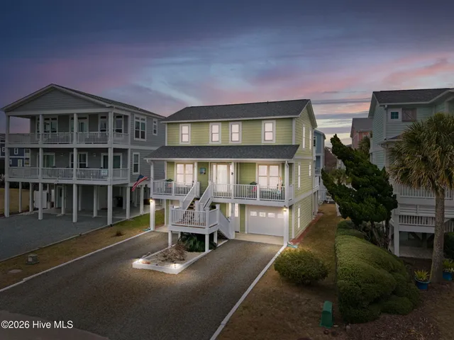 $820,000 | 118 Clipper Ship Drive, Holden Beach, NC 28462