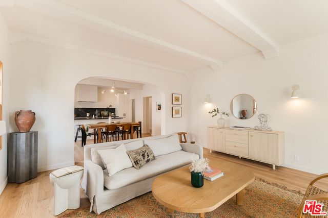 $999,000 | 346 1/2 North Gardner Street, Los Angeles, CA 90036