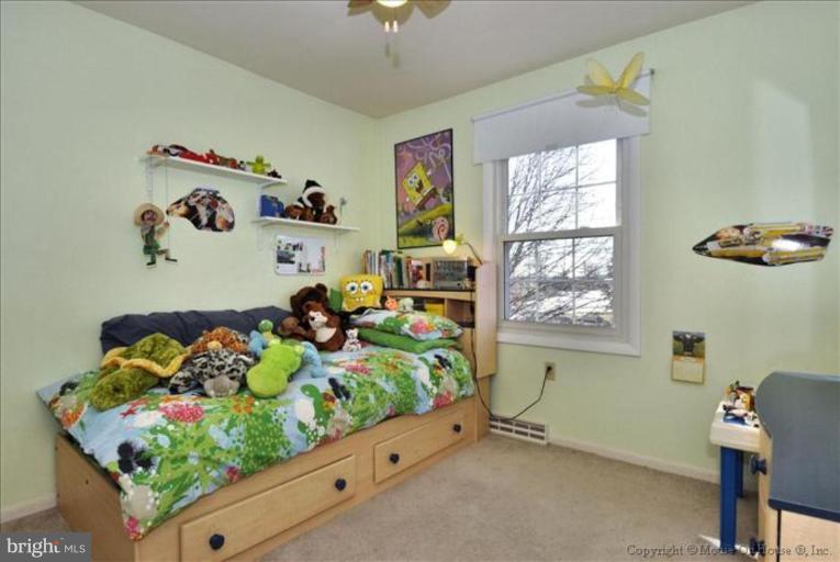9311 Oak Spring Court Frederick, MD 21701 - Photo 12 of 30 Bedroom #2