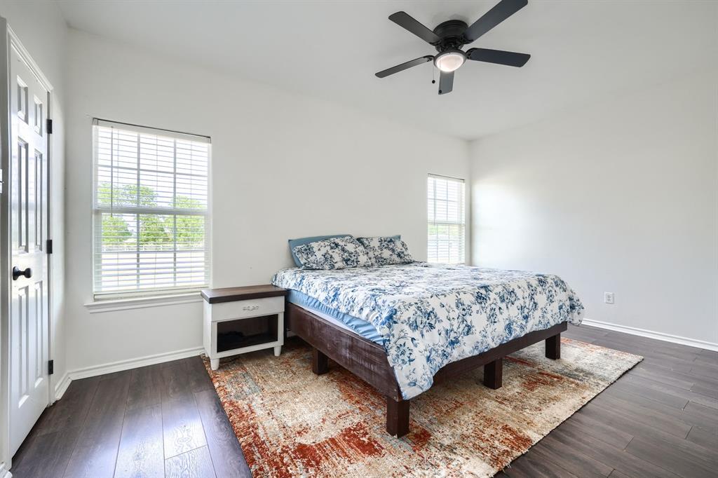 15396 Saddle Ridge Circle Terrell, TX 75160 - Photo 18 of 33 Primary Bedroom
