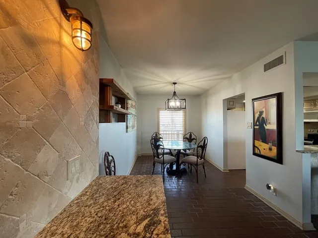 $4,000 | 200 West Cotter Avenue, Unit B3, Port Aransas, TX 78373