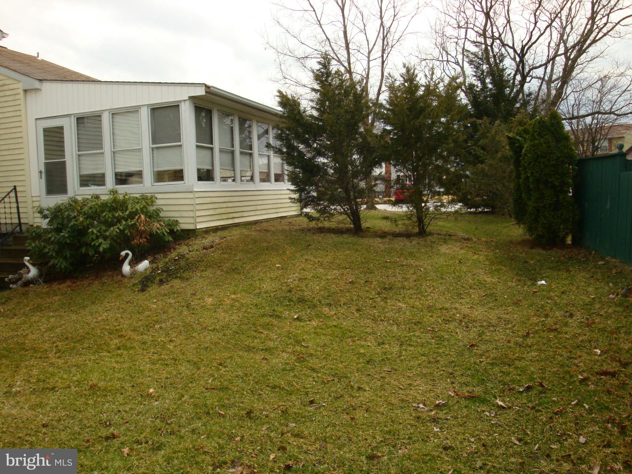9010 Moonstone Road Baltimore, MD 21236 - Photo 21 of 30 Exterior (Rear)