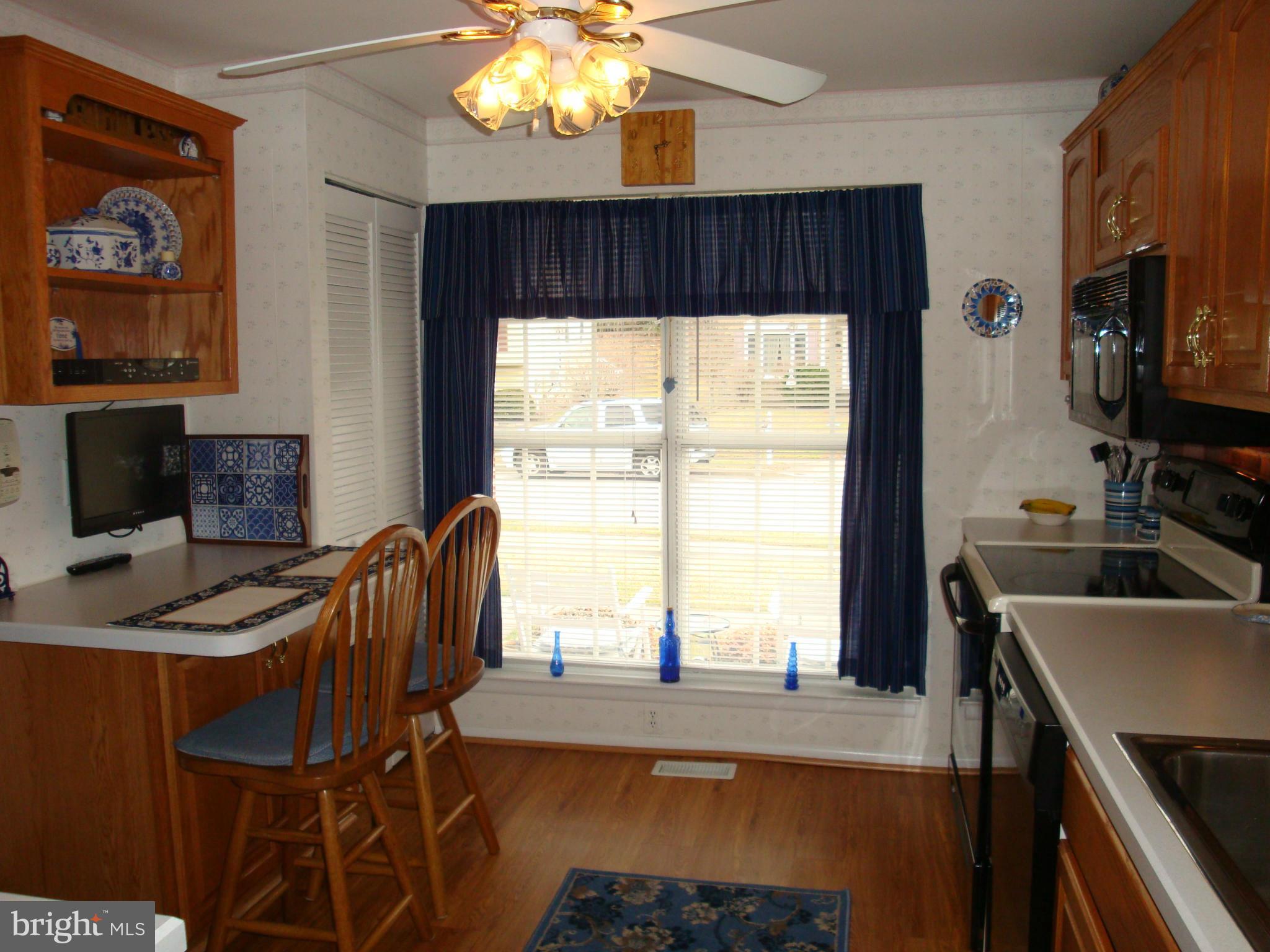 9010 Moonstone Road Baltimore, MD 21236 - Photo 10 of 30 Kitchen