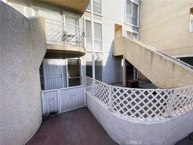 $3,499 | 116 West Maple Street, Unit 6, Glendale, CA 91204