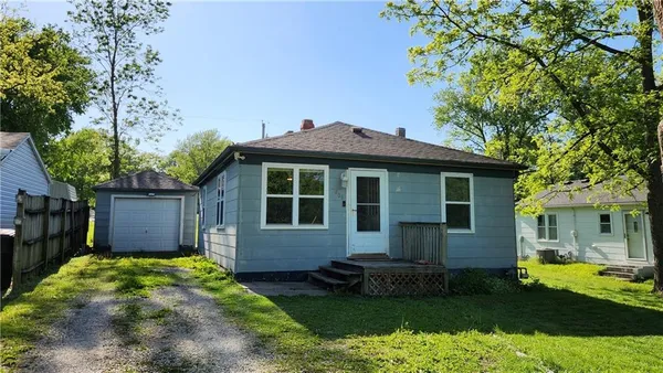 $150,000 | 406 Maple Street, Lathrop, MO 64465