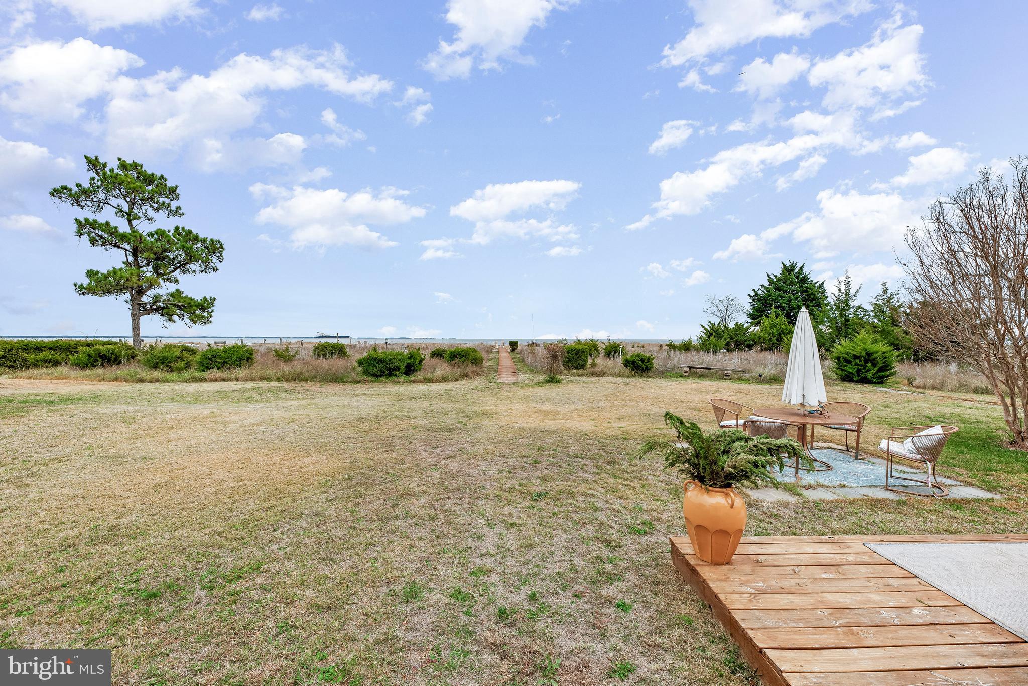 3095 Calvert Boulevard Lusby, MD 20657 - Photo 82 of 105 BBQ's and parties are perfect here.