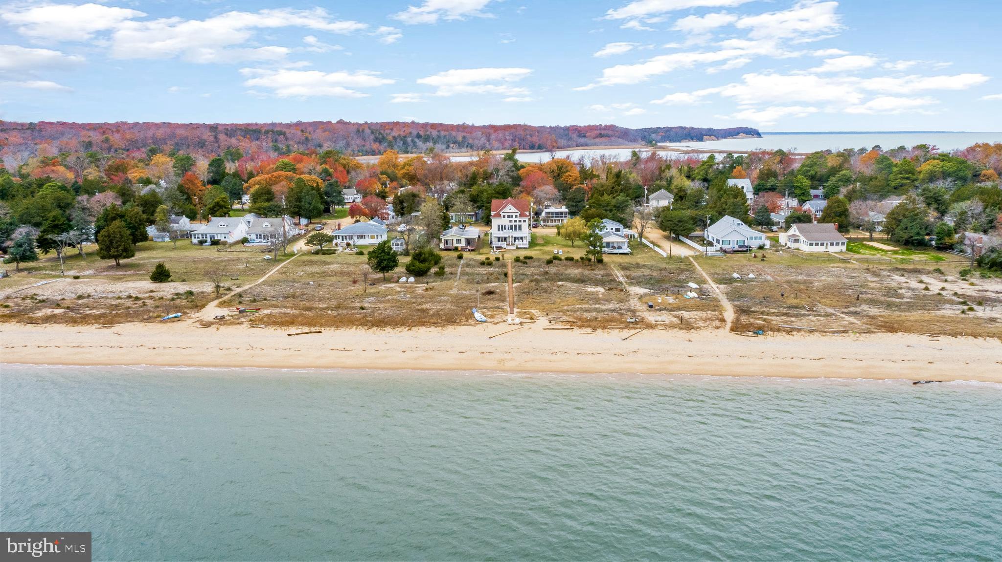 3095 Calvert Boulevard Lusby, MD 20657 - Photo 90 of 105 a view of a town with palm trees