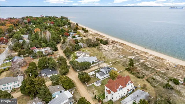 $1,339,900 | 3095 Calvert Boulevard, Lusby, MD 20657