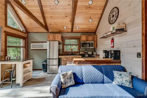 $282,500 | 6150 South Chases Lake Road, Glenfield, NY 13343