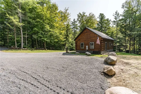 $282,500 | 6150 South Chases Lake Road, Glenfield, NY 13343