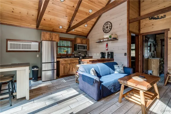 $282,500 | 6150 South Chases Lake Road, Glenfield, NY 13343